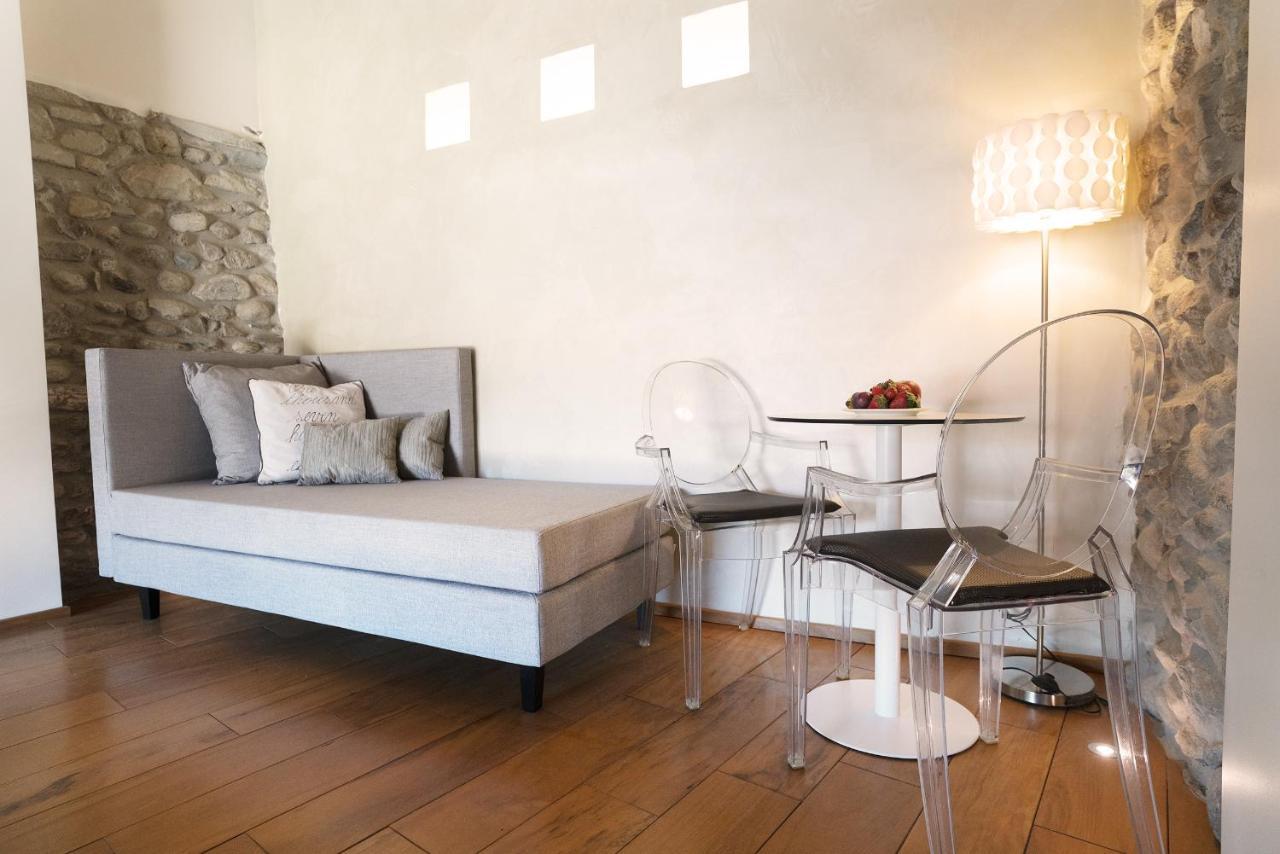 Il Borgo - 1711 Luxury Guest House Arlate Extérieur photo