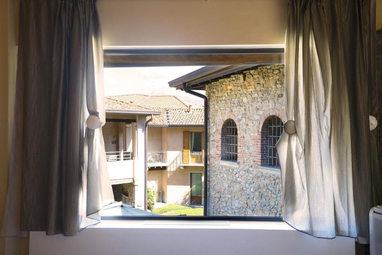 Il Borgo - 1711 Luxury Guest House Arlate Extérieur photo