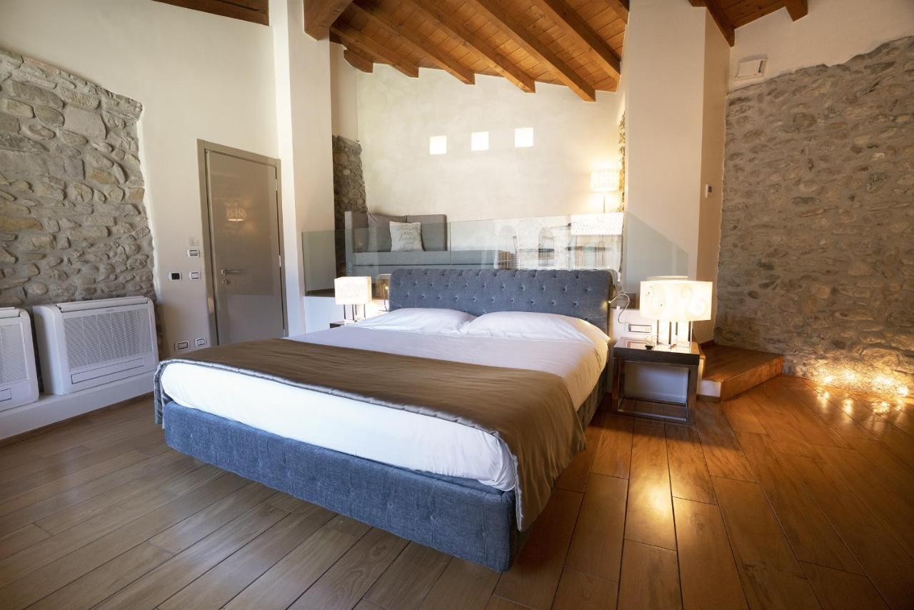 Il Borgo - 1711 Luxury Guest House Arlate Extérieur photo